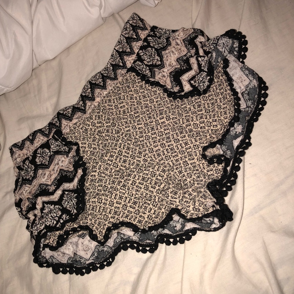 Tribal print large shorts
